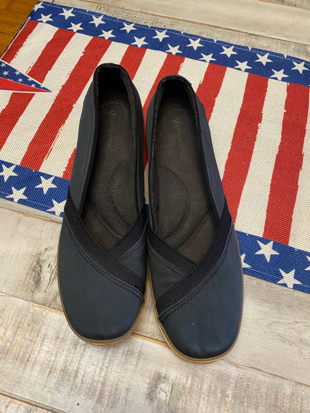 Grasshoppers Women’s Slip ons Dark Blue Size 8.5M~ Like New!